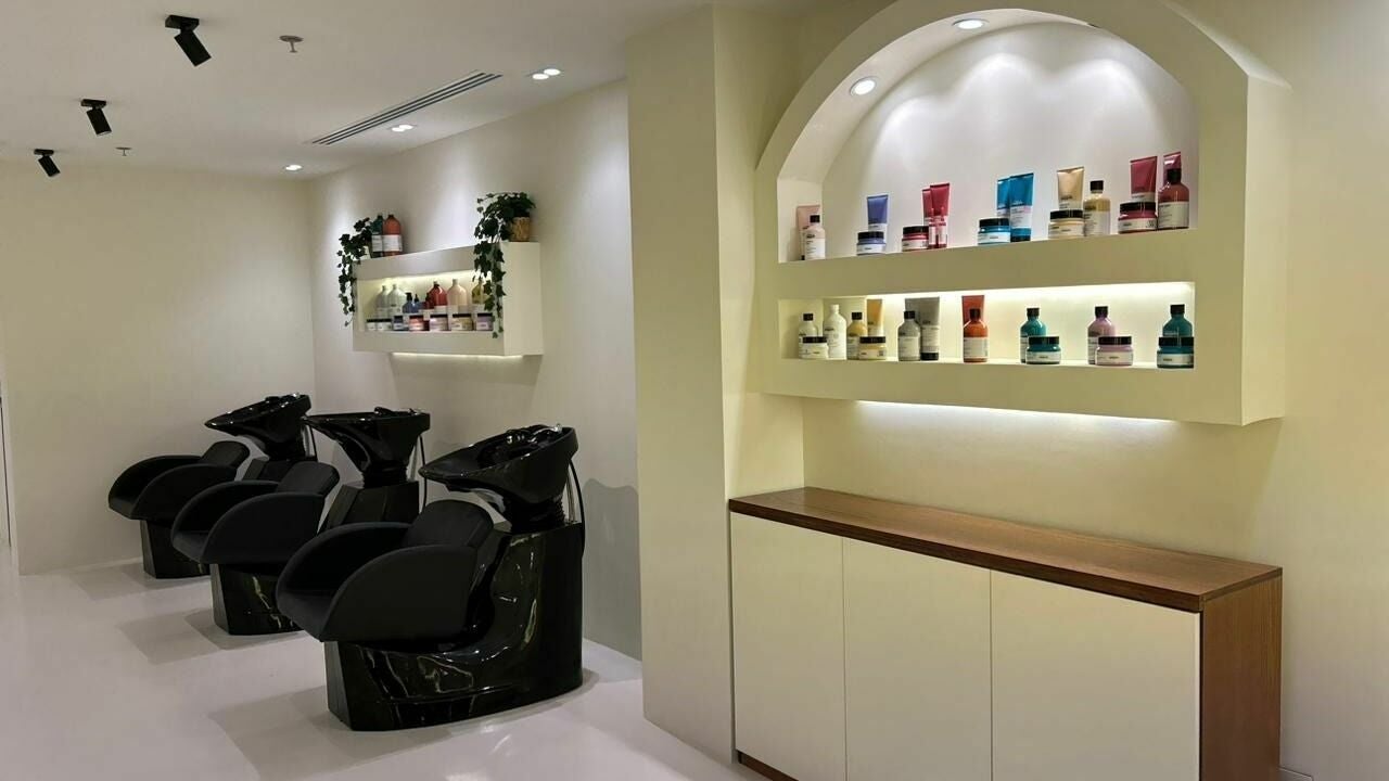 Noor Beauty Salon