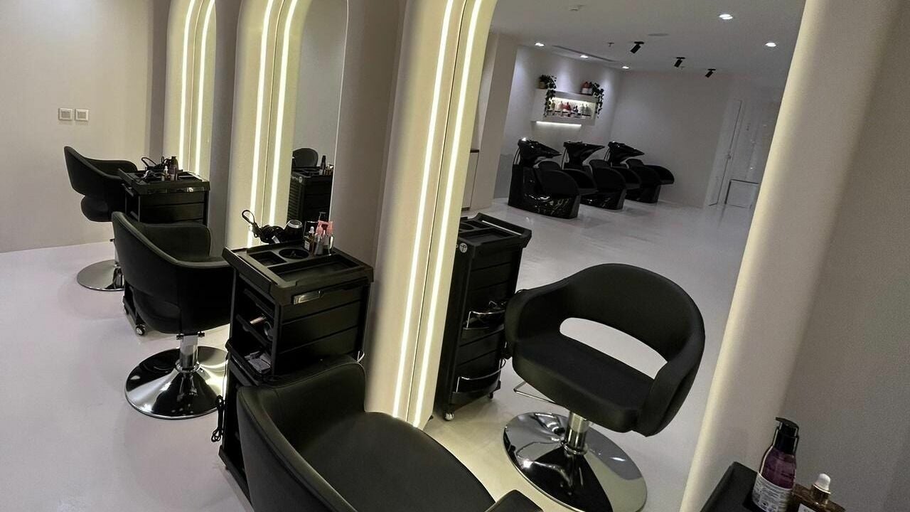 Noor Beauty Salon