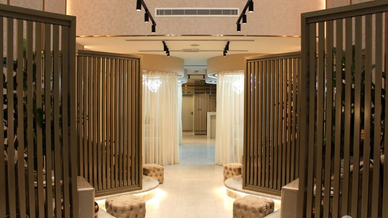 Ahlam Reves Beauty Salon