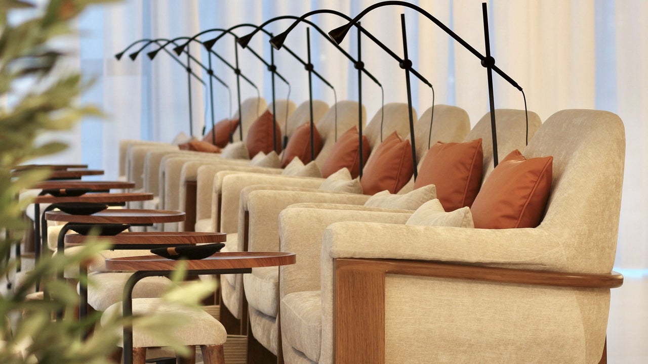 Atira Beauty Lounge | اتيرا بيوتي لاونج
