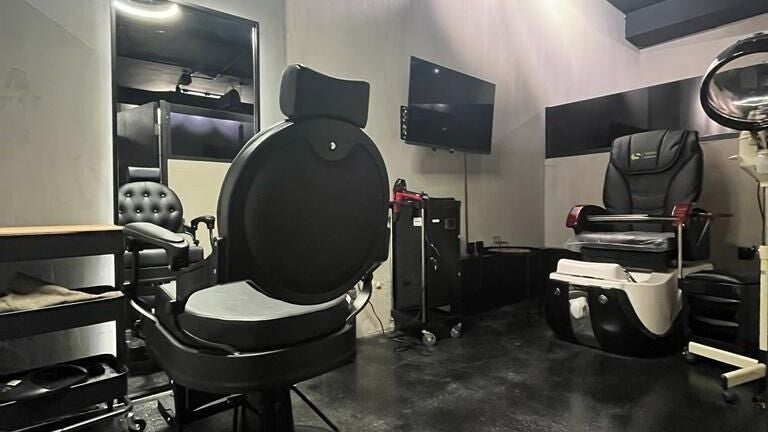 Obai Salon I صالون أبي