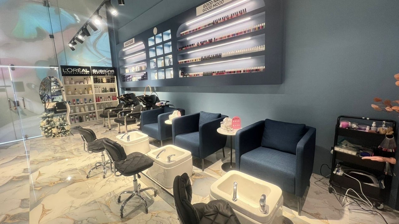 3 Papillons Salon