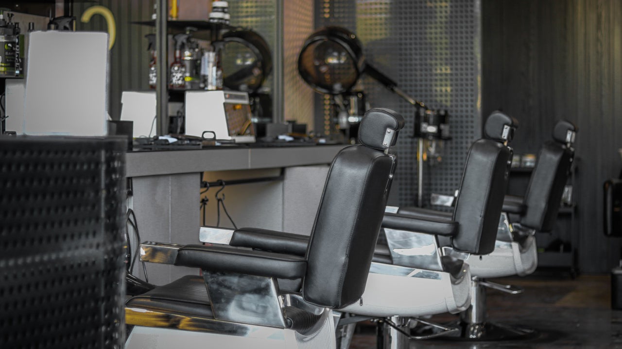 Double Cut Barbershop | صالون دبل كت