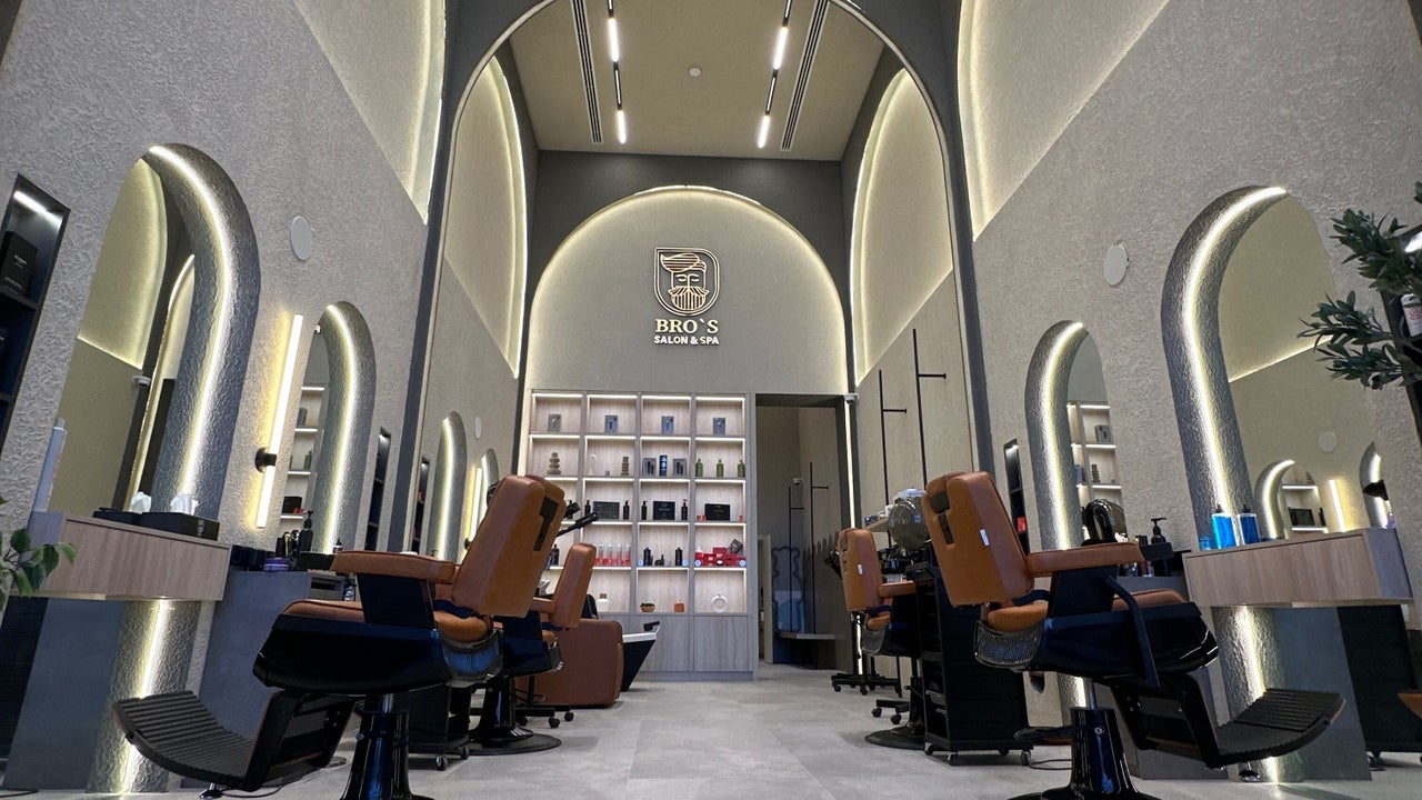 Bros Salon Tarout