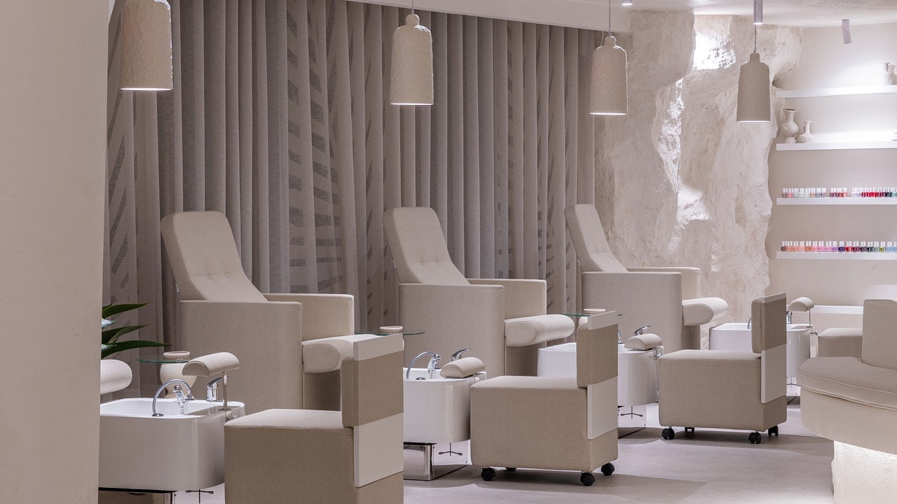 Treat Luxury Spa | Women