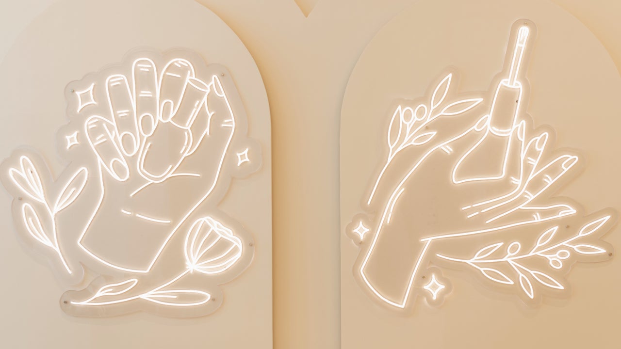 Infinity Nails