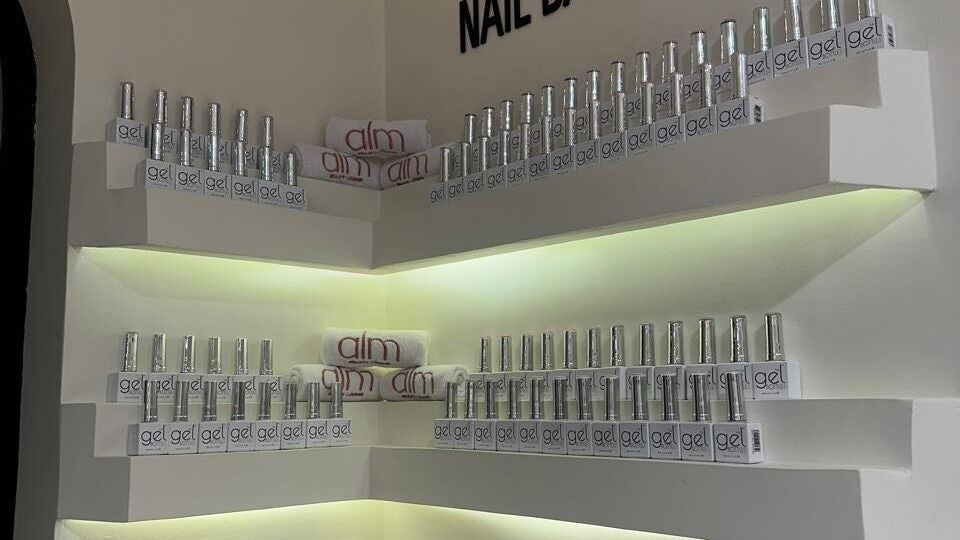 Alm beauty lounge