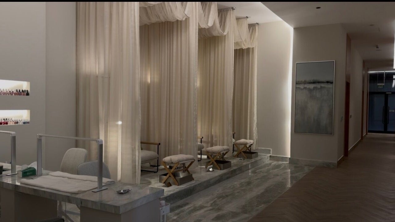 Salon & Yello Spa