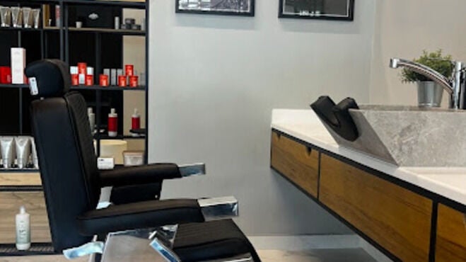 Yousef Afandi Barbershop - Al Rabwa