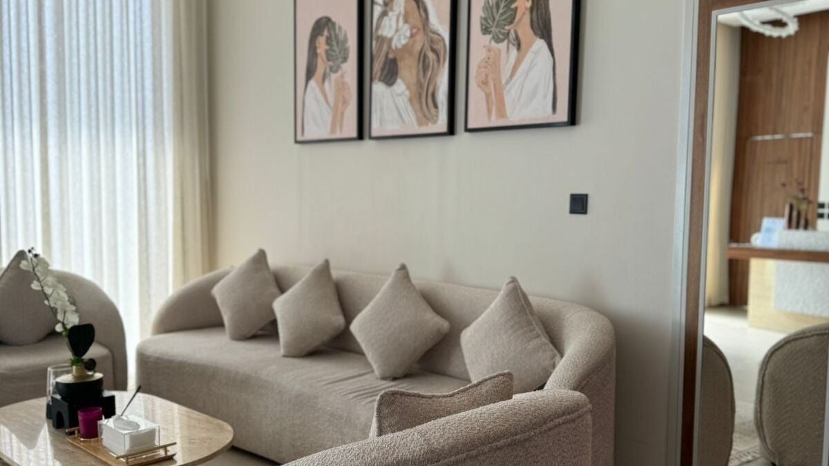 Four Sisters Salon