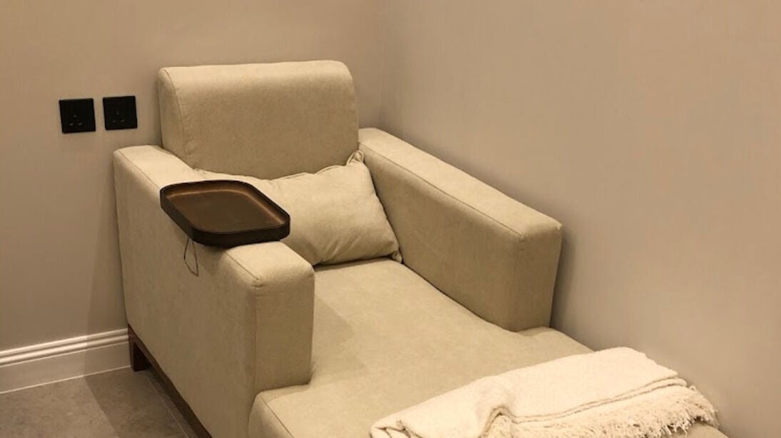 Four Sisters Salon