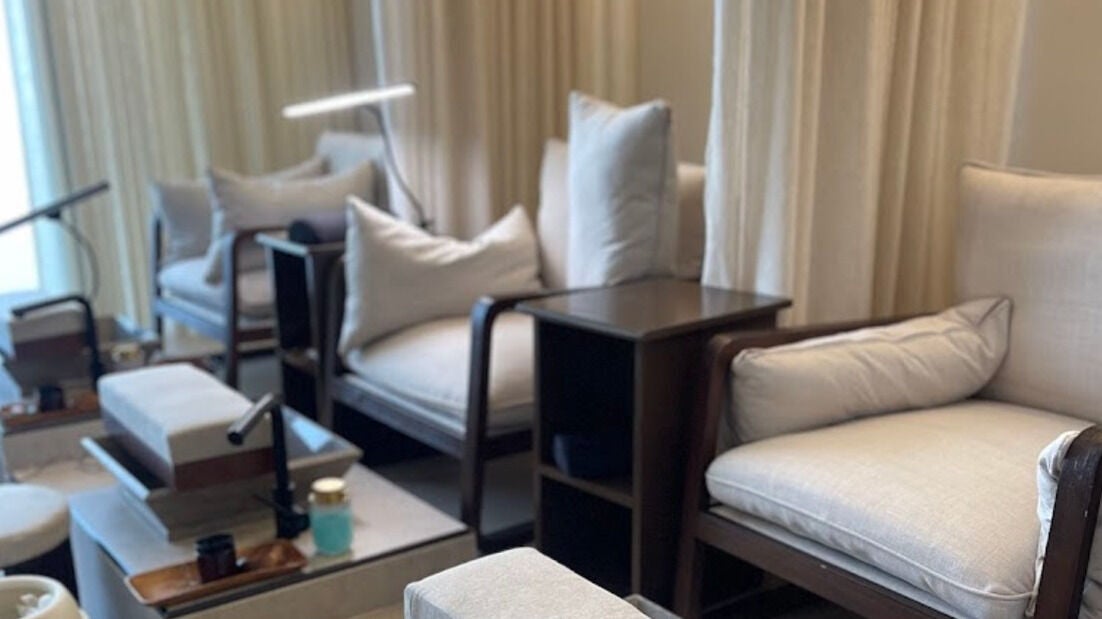 Four Sisters Salon