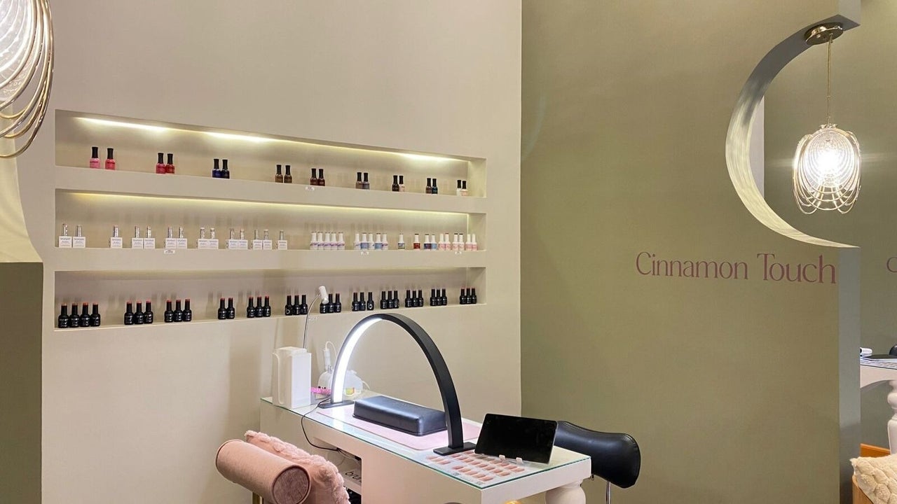 Cinnamon boutique lash & nail bar