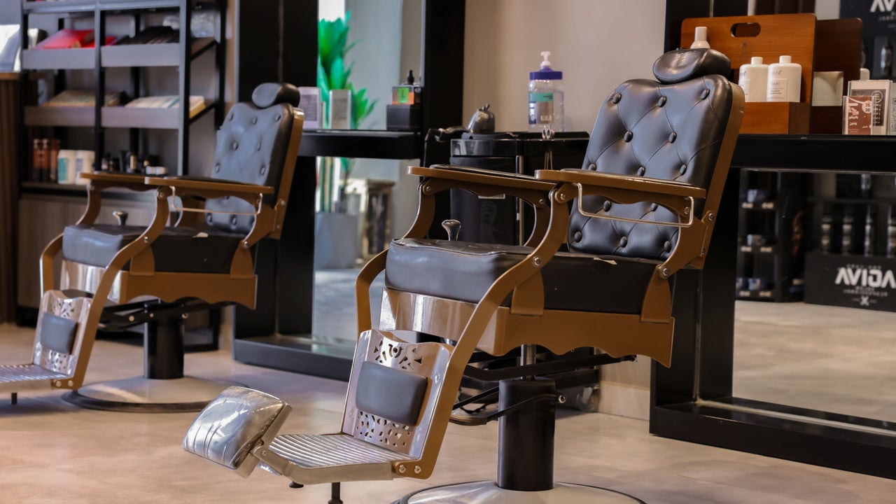 The Address Barber | صالون العنوان العارض