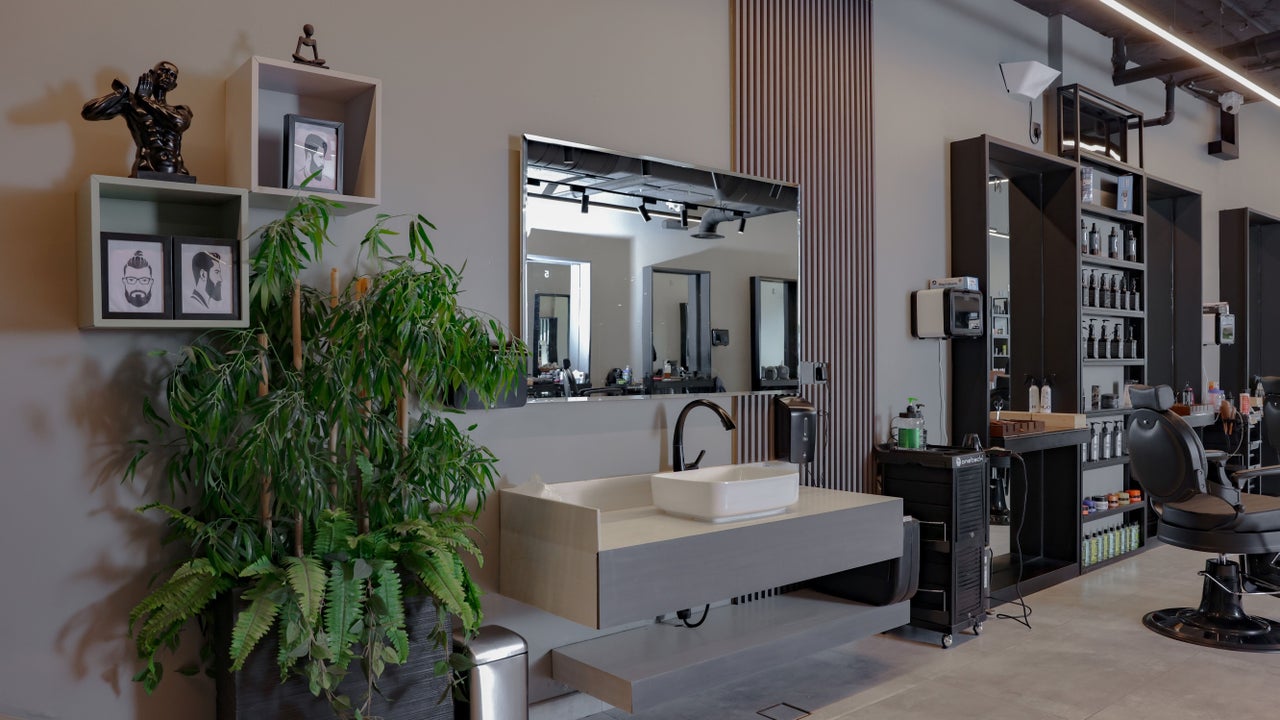 The Address Barber | صالون العنوان قرطبة