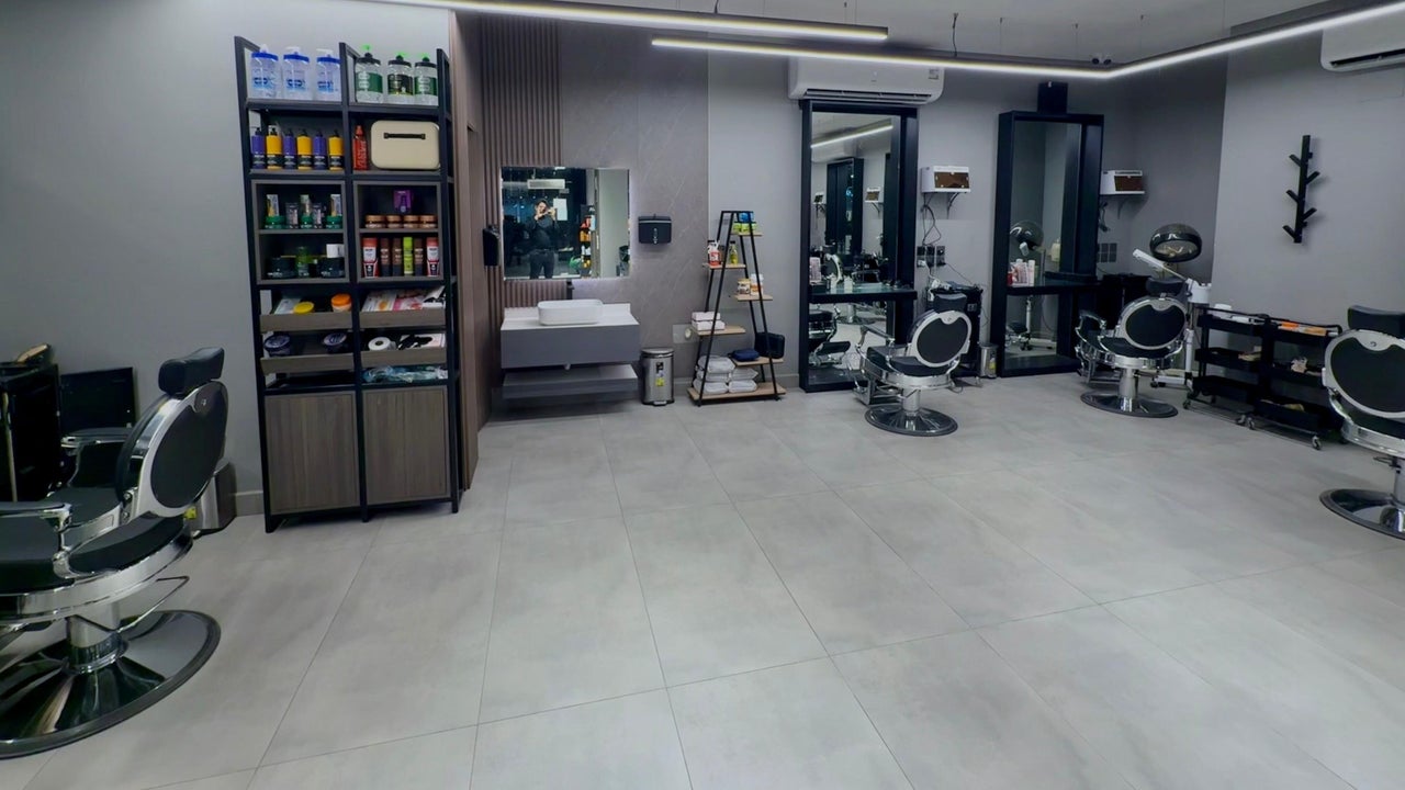The Address Barber | صالون العنوان الغدير