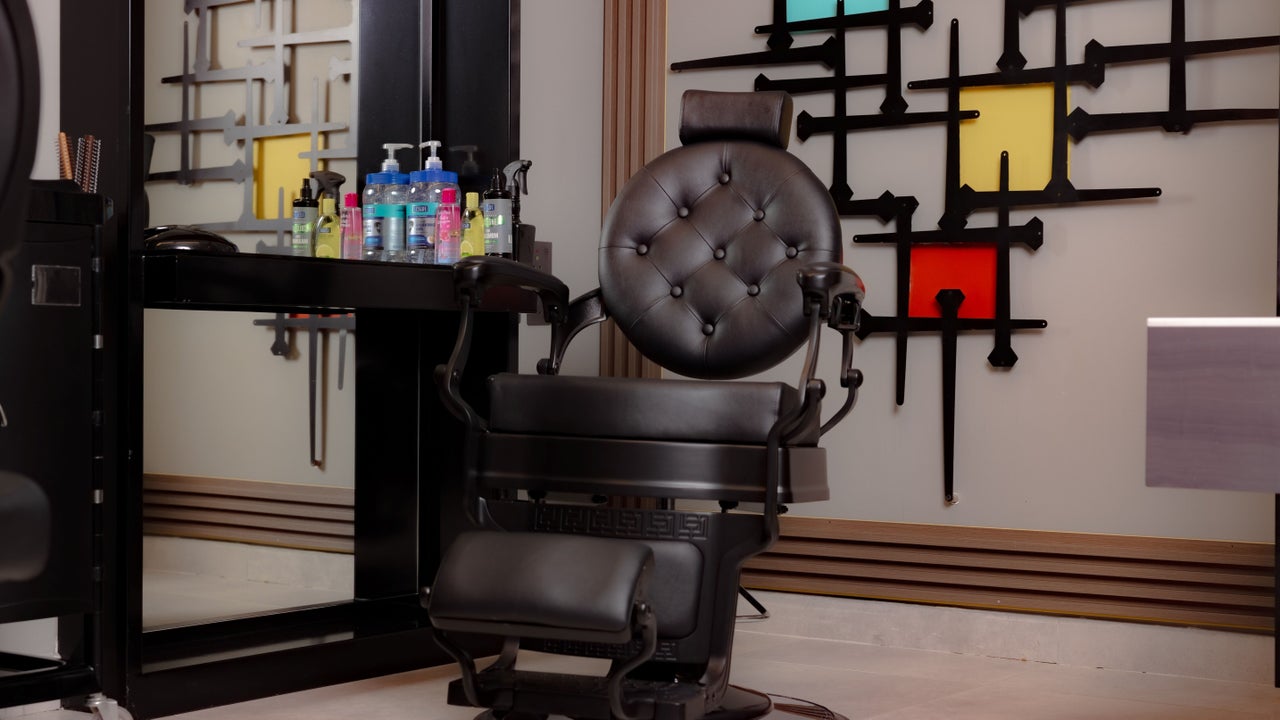 The Address Barber | صالون العنوان الغدير
