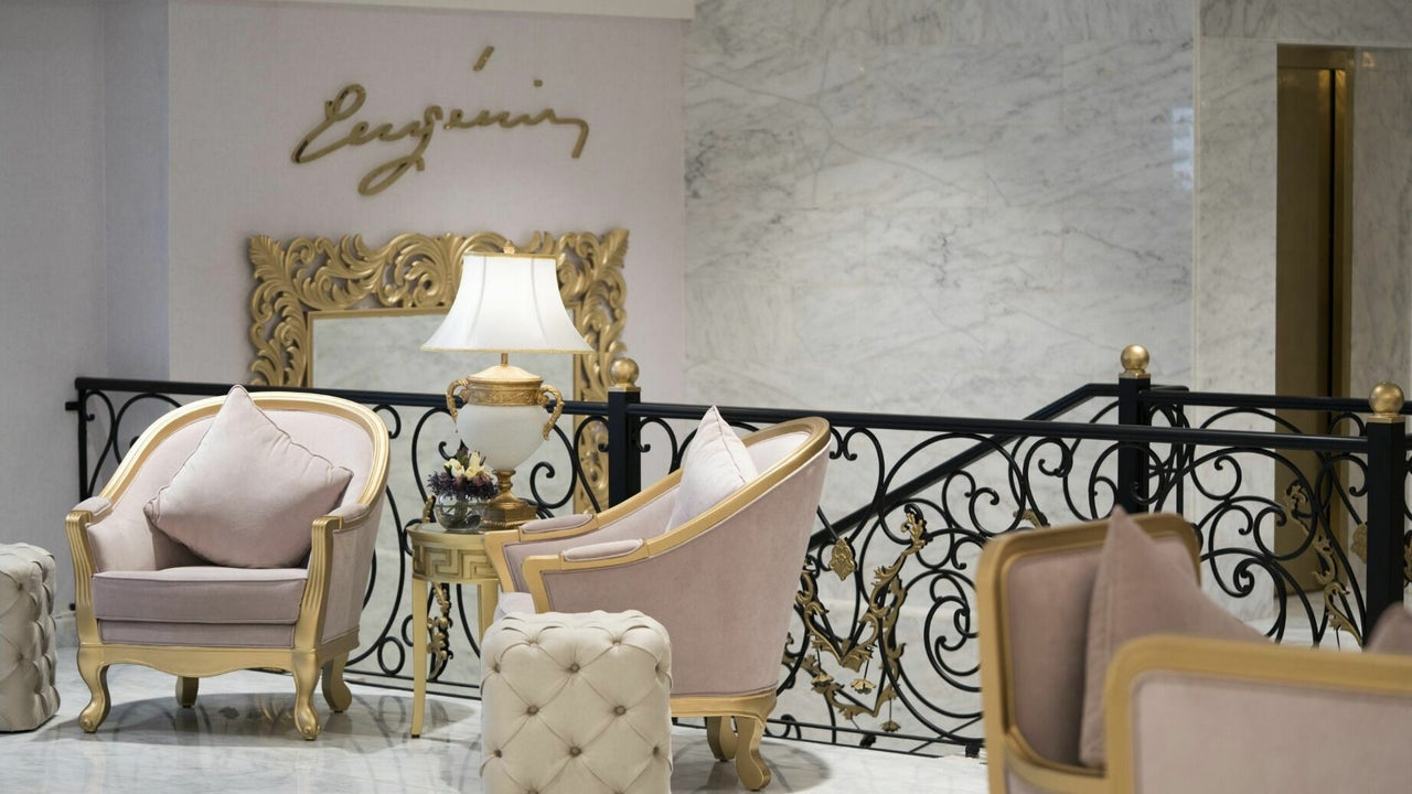 Eugénie Salon
