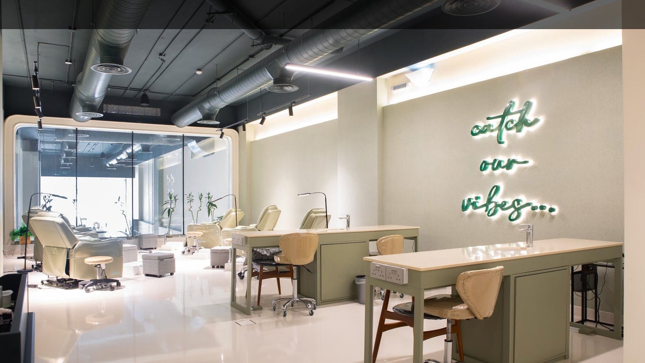 Holic Beauty Lounge - AlWurud Branch