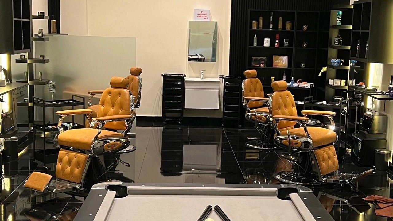 Right Cut | Men’s Care Studio