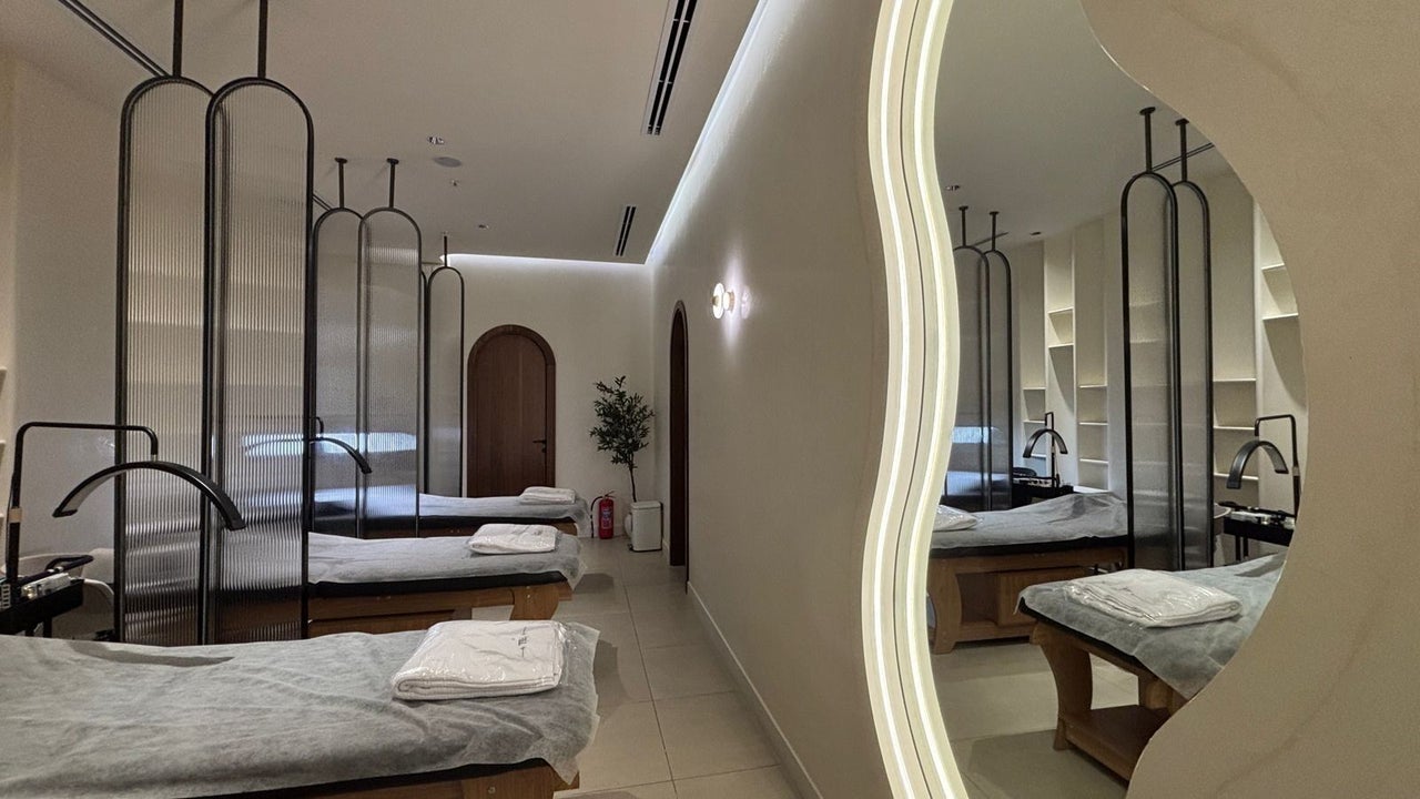 Triple Salon