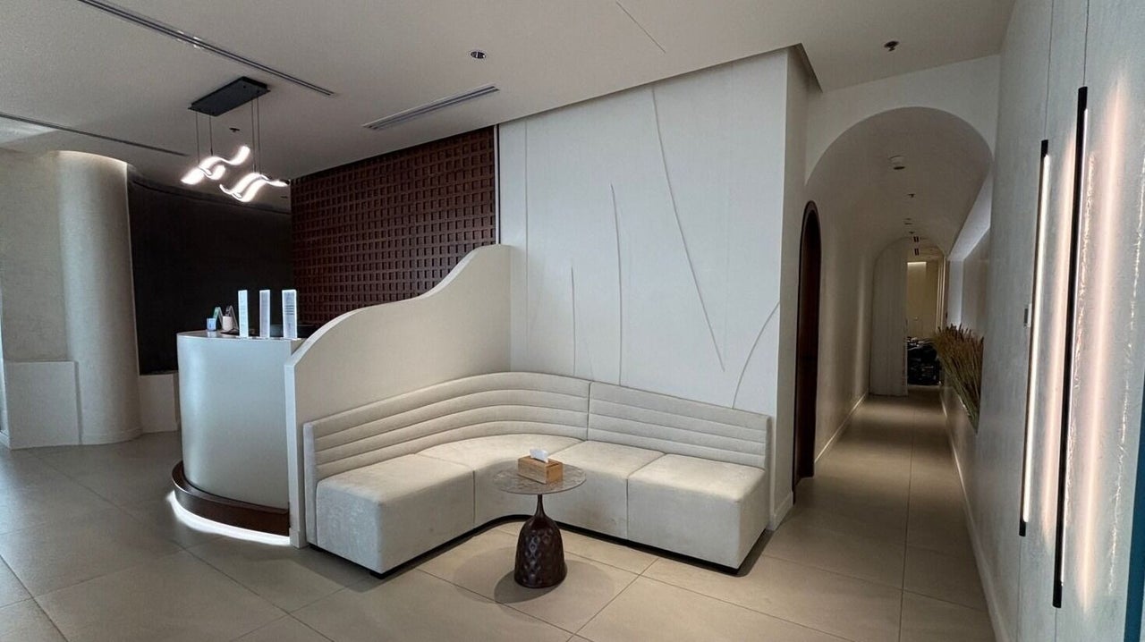 Triple Salon