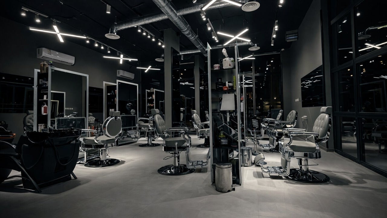 1/2 Cuts Salon صالون هاف كت | Al Narjis