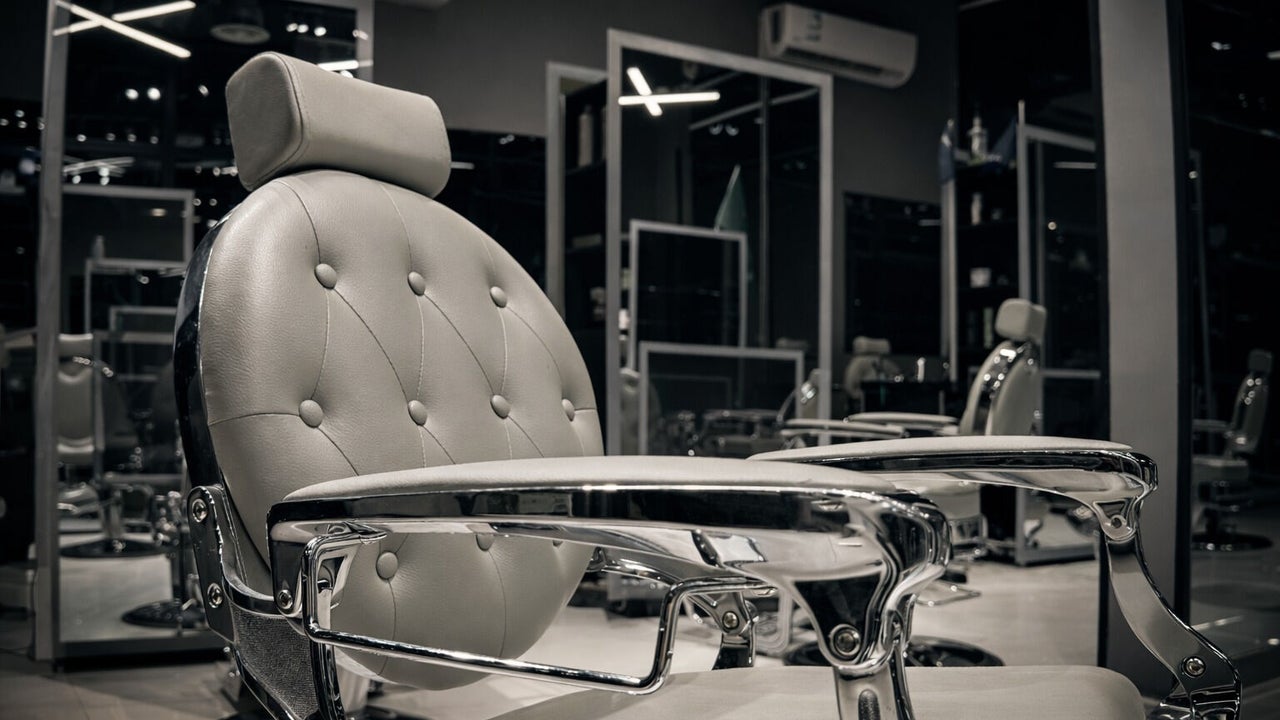 1/2 Cuts Salon صالون هاف كت | Al Narjis