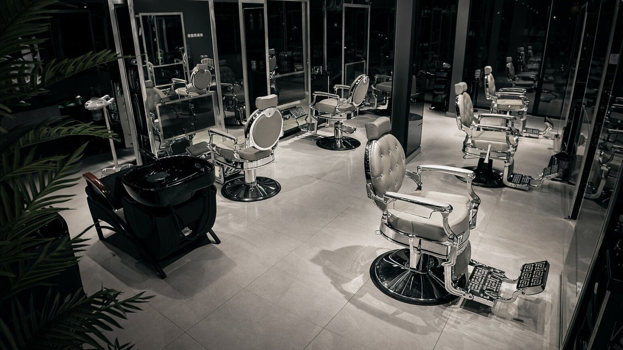 1/2 Cuts Salon صالون هاف كت | Al Narjis
