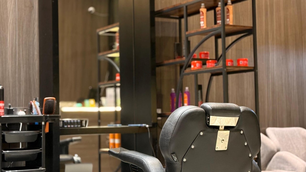 1/2 Cuts Salon صالون هاف كت | Qortuba