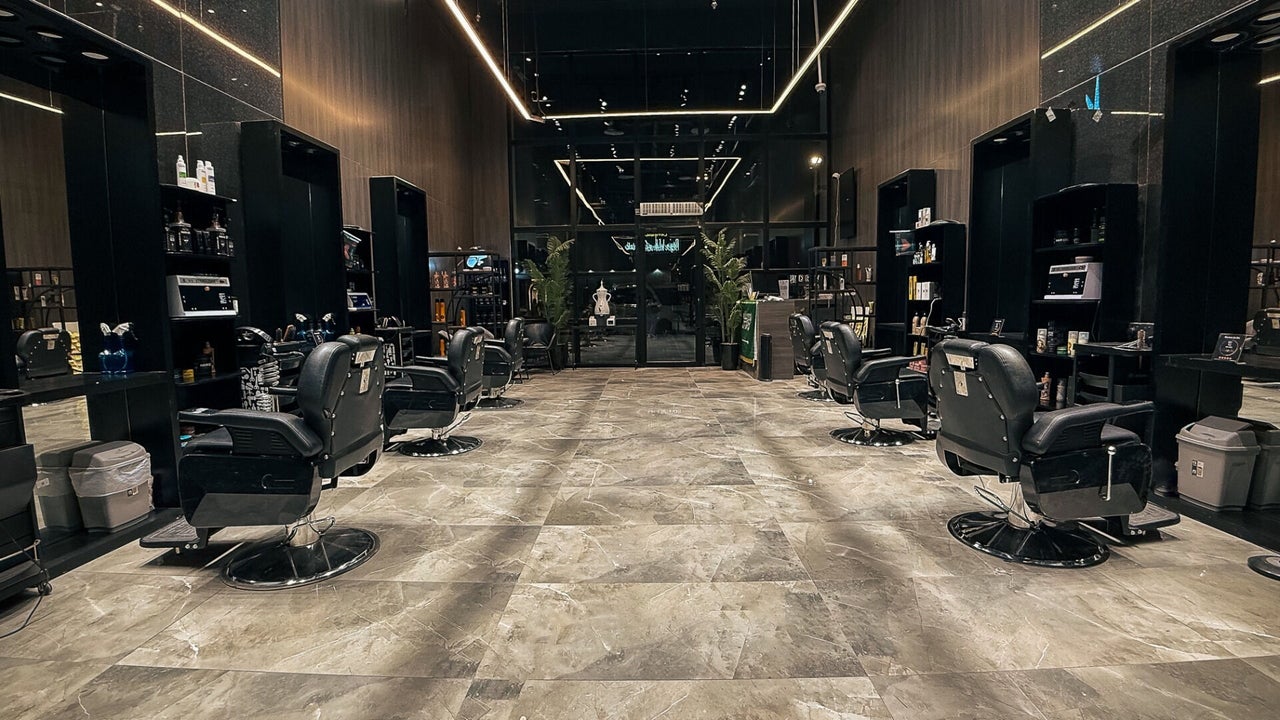 1/2 Cuts Salon صالون هاف كت | Qortuba