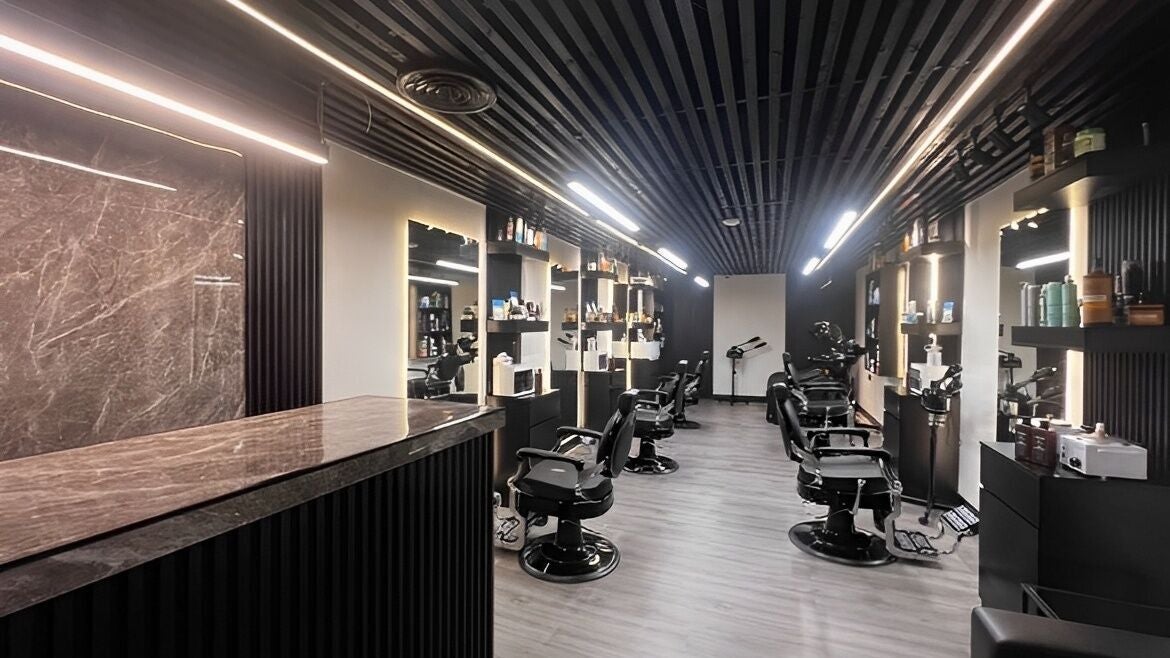 Amber Men Salon