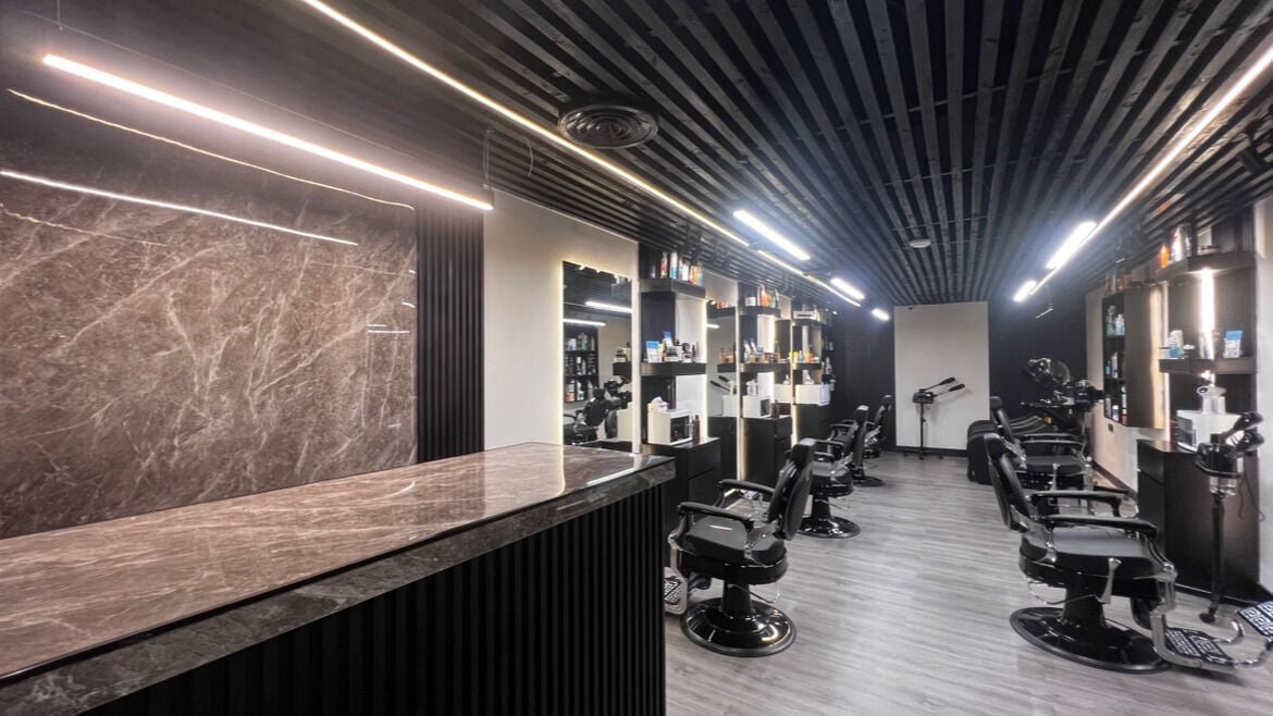 Amber Men Salon