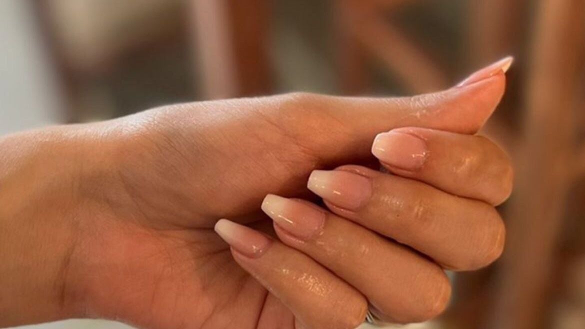 Polish Nail and Hair Spa