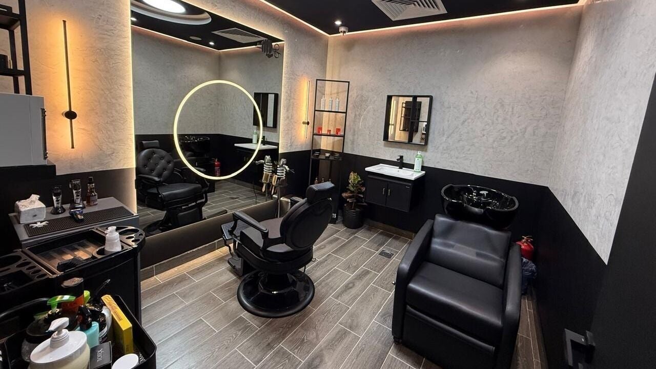 Legendary Cuts Barbershop