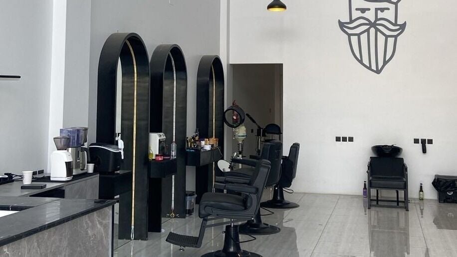Alfa Barber - حلاق ألفا