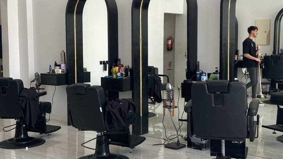 Alfa Barber - حلاق ألفا