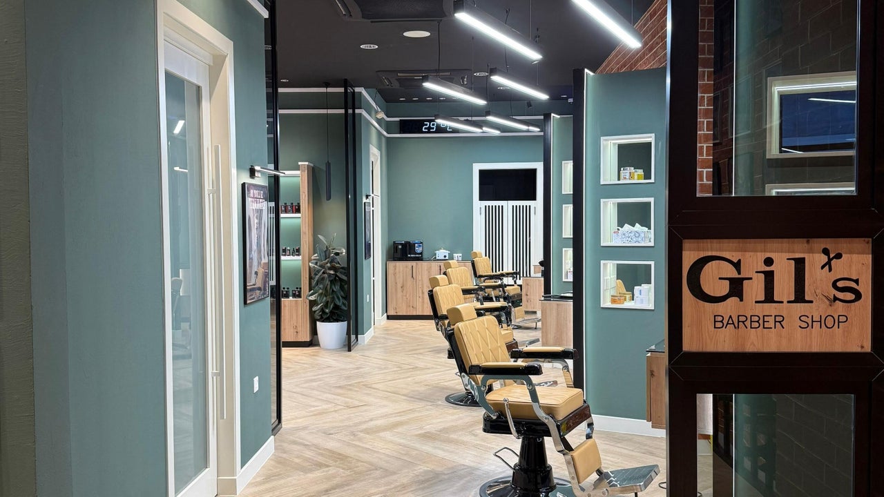 Gil’s Barbershop
