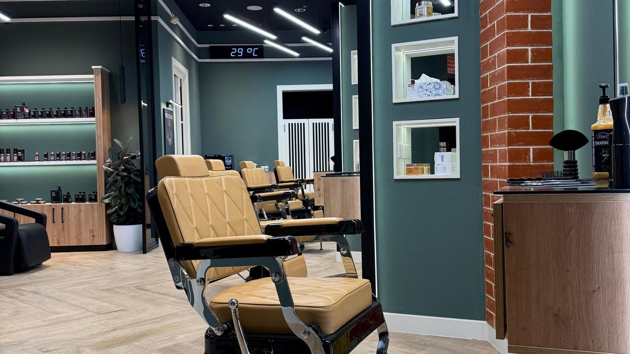 Gil’s Barbershop