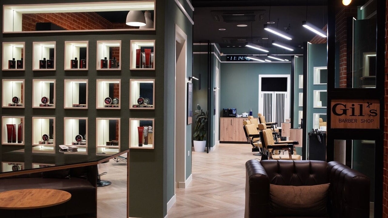 Gil’s Barbershop