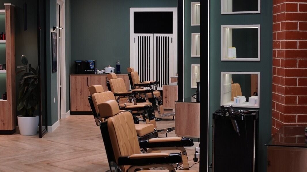 Gil’s Barbershop