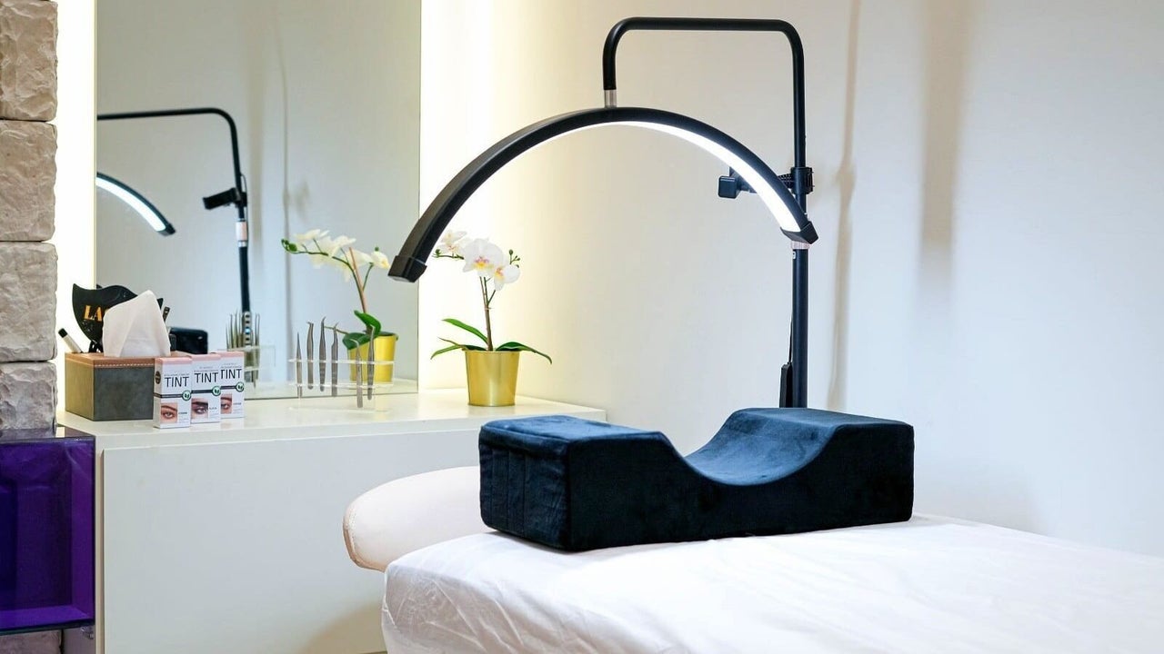 FUAR Beauty Salon & Spa