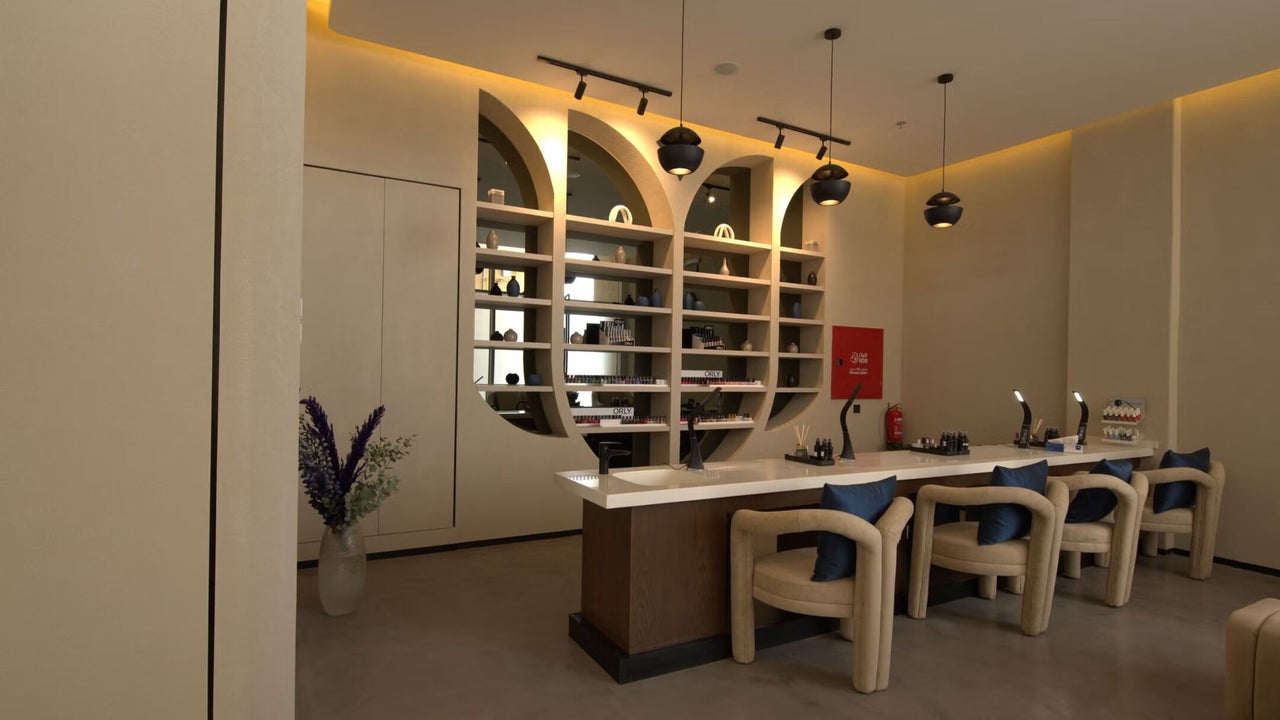 Lolia Salon