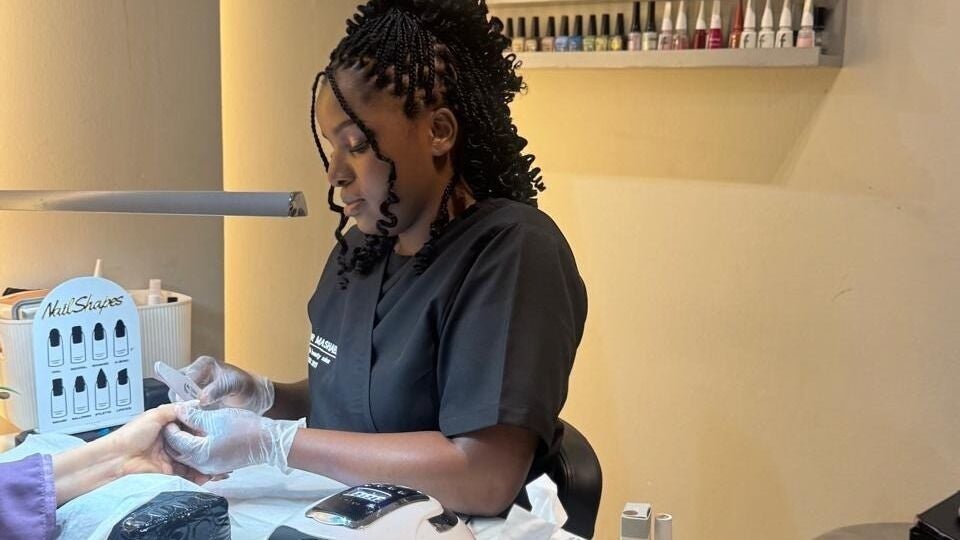 Salon ektear mashael | صالون اختيار مشاعل