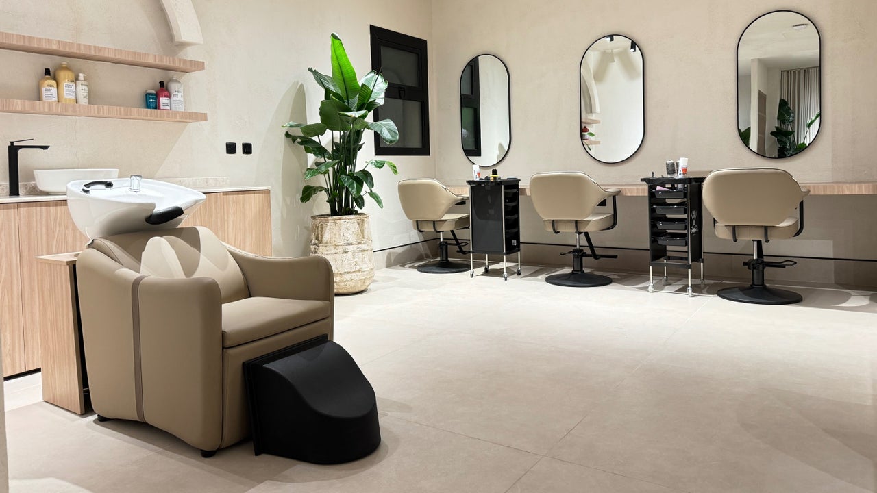 She & Her Salon