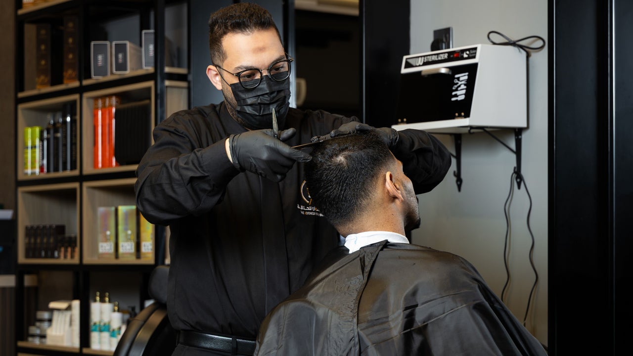 The Address Barber | صالون العنوان الرمال