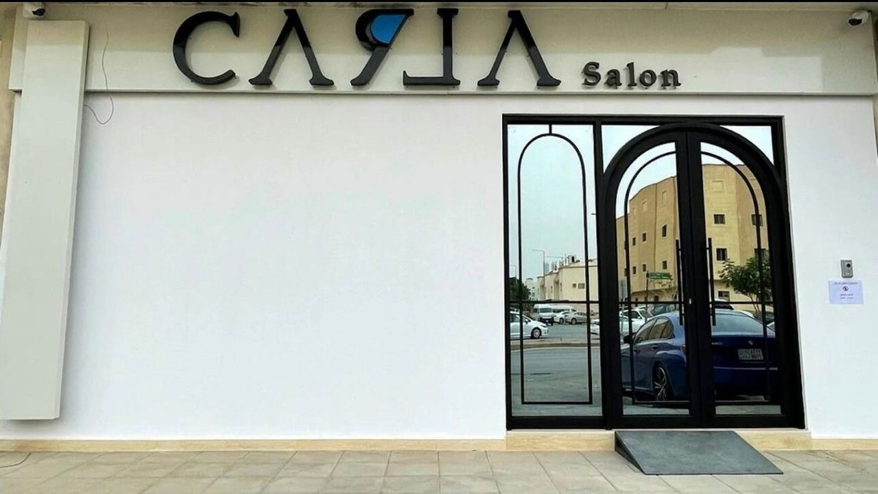 Carla salon