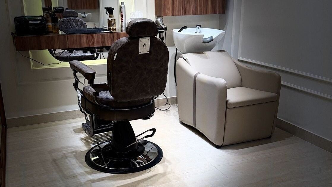 Black Blade Barber
