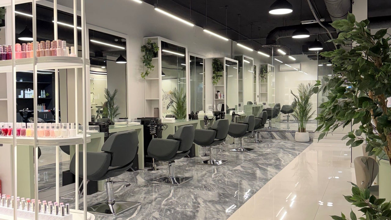 Dee Beauty Salon صالون دي للجمال