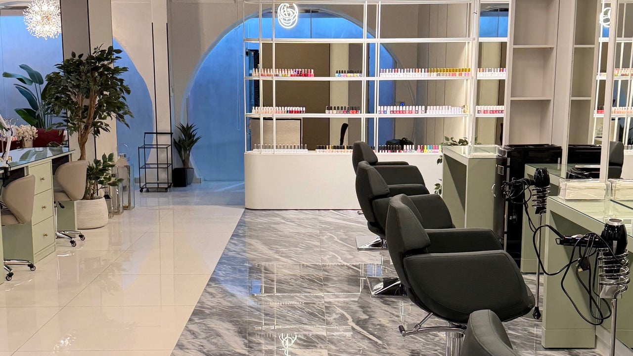 Dee Beauty Salon صالون دي للجمال